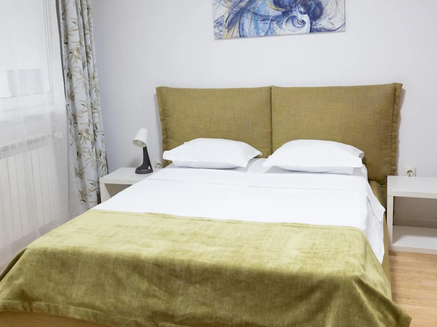 Apartament Old Town Central Oasis - Secured Parking Nearby - Self Check In - Metro Station At 1Min Bucureşti România